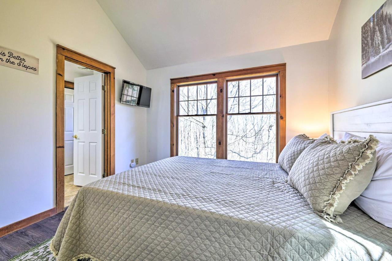 Pocono Retreat, 1 Mi To State Park And Ski Access! Таннерсвілл Екстер'єр фото